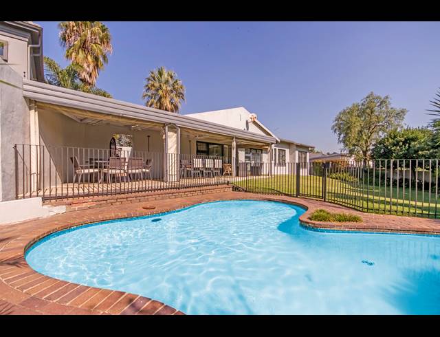 5 BEDROOM HOUSE SOLD IN WENDYWOOD